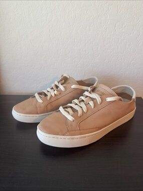 SOLUDOS Women Casual Leather Sneakers in Tan